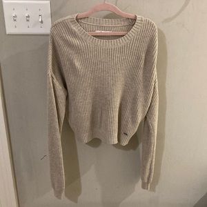Hollister sweater size xs